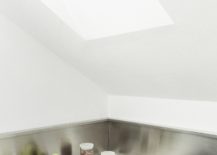 Utilizing-corner-space-in-the-kitchen-to-maximize-storage-217x155