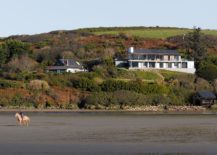 Awesome-natural-beauty-along-with-a-wide-estuary-and-sea-await-at-this-home-in-Wales-217x155