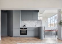Contemporary-kitchen-in-gray-with-wooden-flooring-for-the-tiny-urban-apartment-217x155