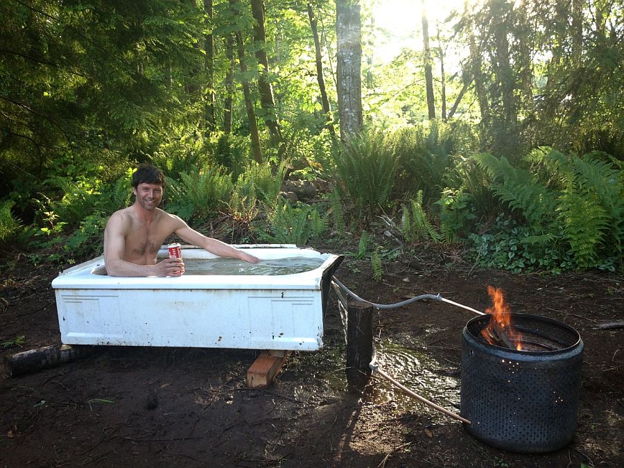 Fabulous outdoor hot tub made on the cheap for those who love nature