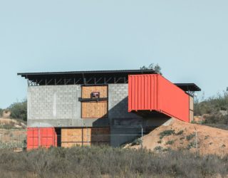 Wine House in Rugged Mexican Outback Where Metal Meets Concrete