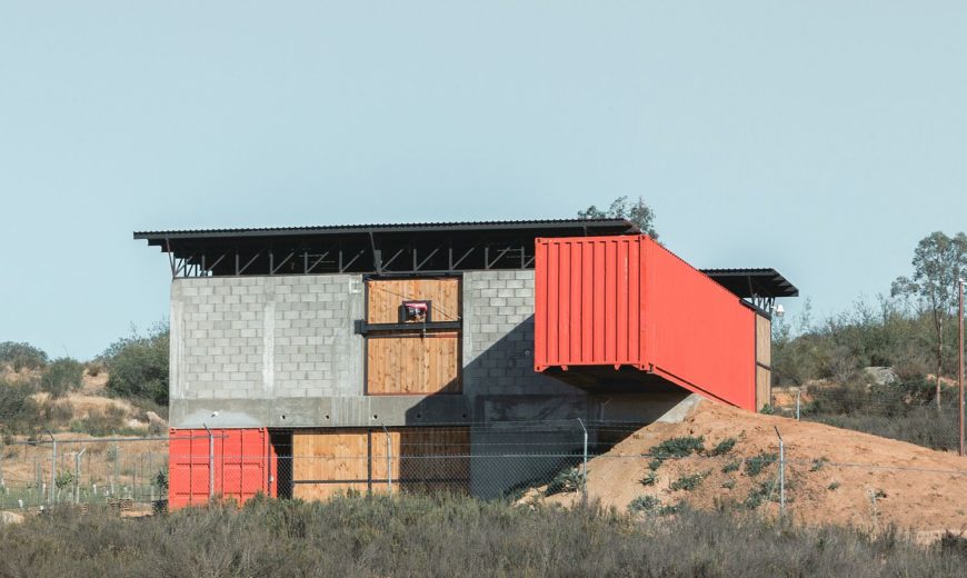 Wine House in Rugged Mexican Outback Where Metal Meets Concrete