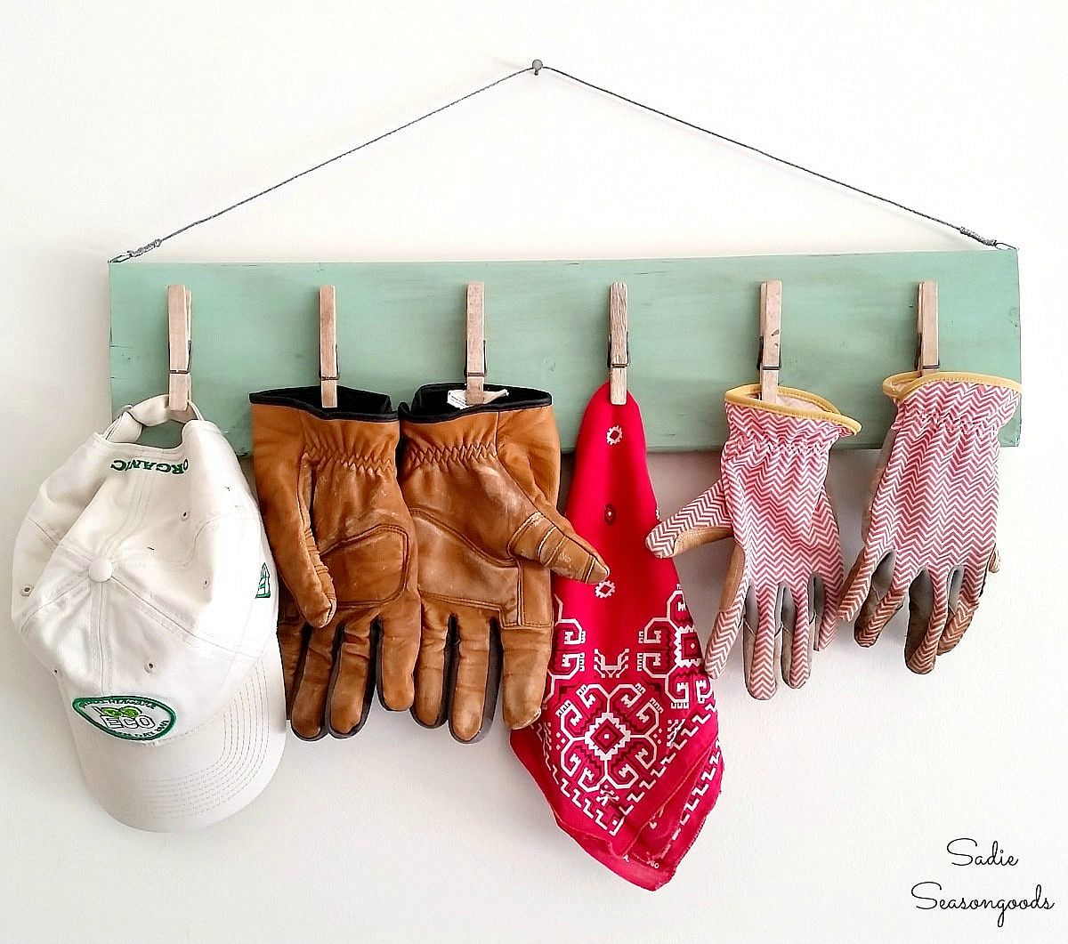 Easy Wood Clip Board for Garage Storage DIY Idea