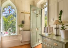 Finding-the-right-shade-of-green-for-the-door-depends-on-the-style-of-the-house-217x155