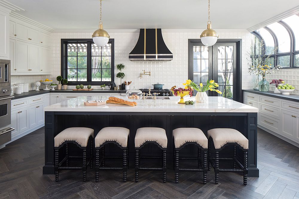 Modern classic kitchen in black and white