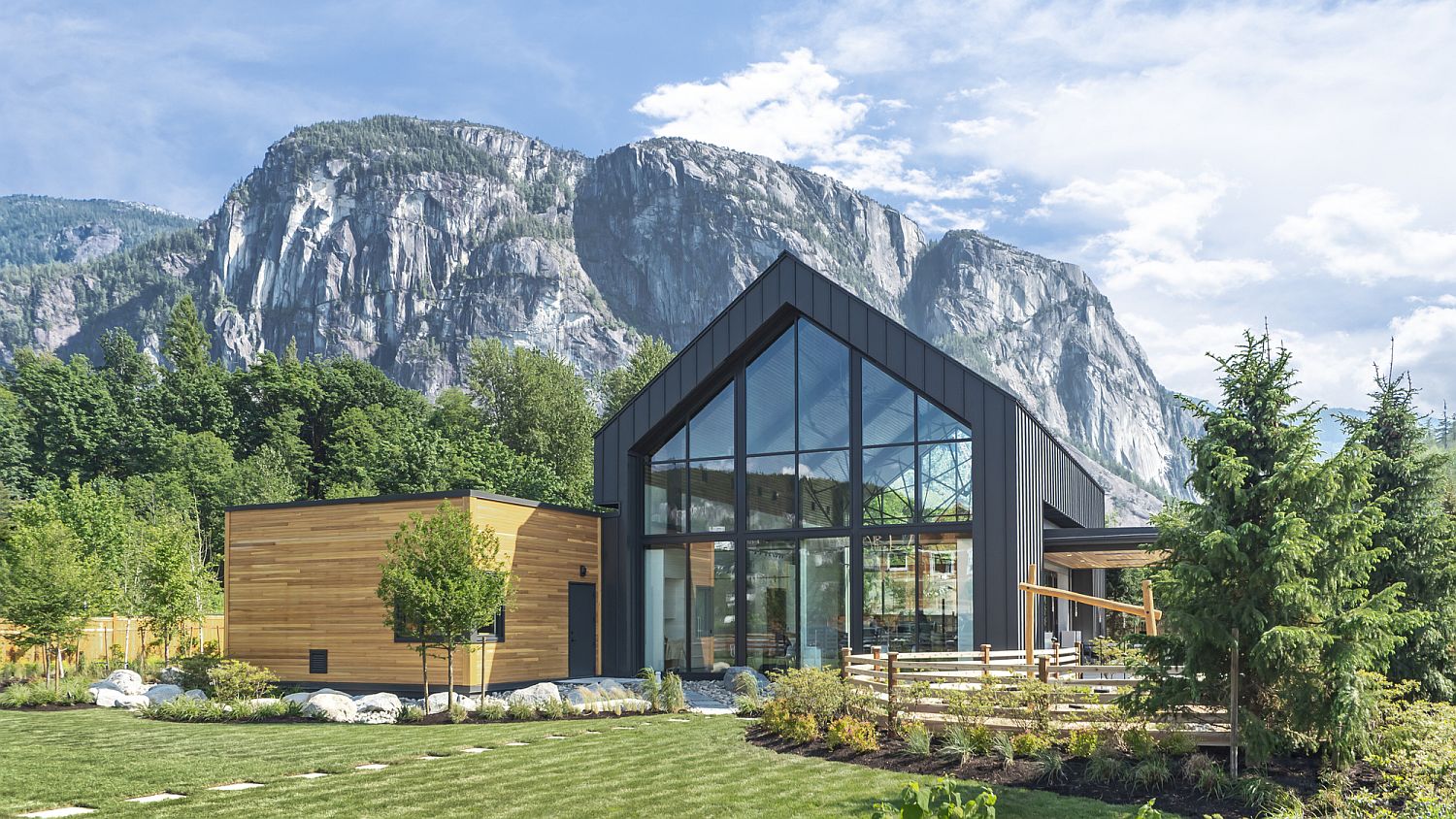 Stunning Sea and Sky Discovery Centre in Squamish, Canada