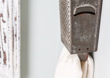 Turn-that-old-grater-into-a-vintage-towel-rack-with-a-twist-217x155