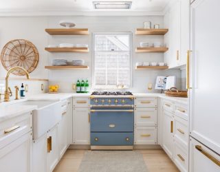 Best Accent Colors for a Bright, White Kitchen