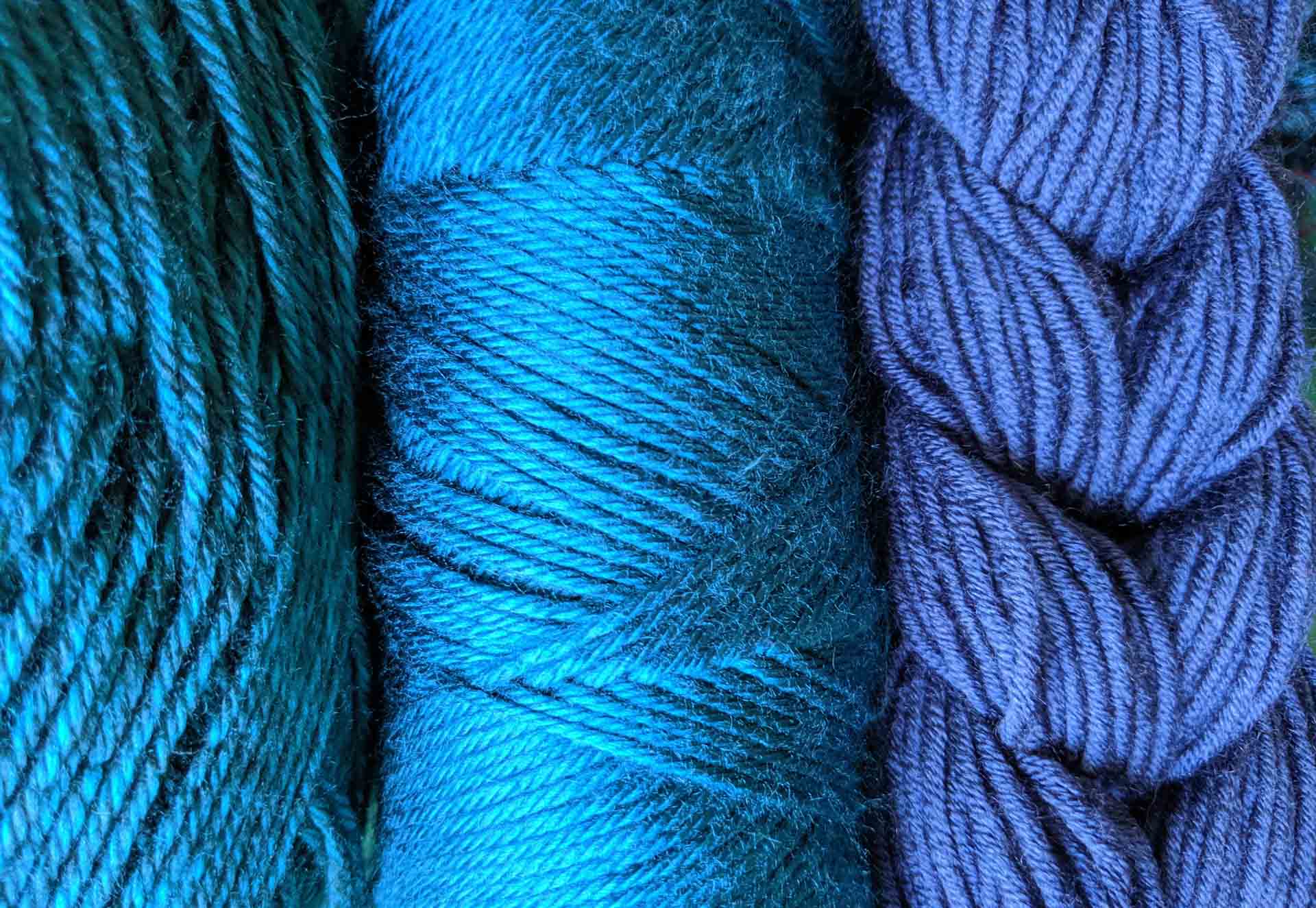 Yarn-in-shades-of-blue