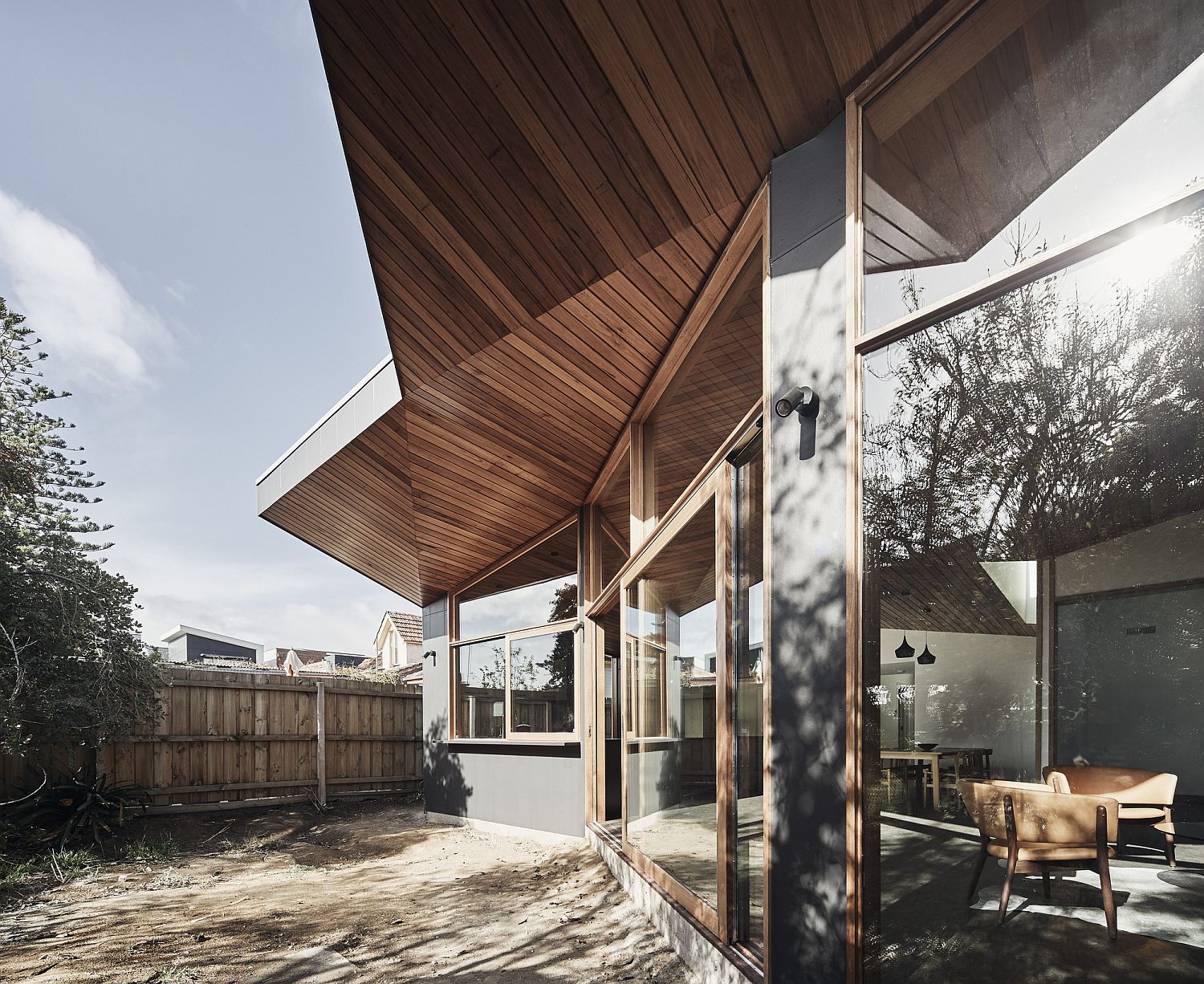 Glass-wood-and-stylish-design-elements-create-a-gorgeous-rear-extension