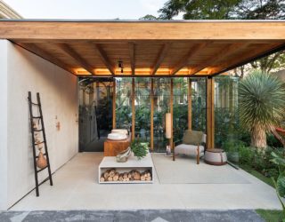 Luxurious Brazilian Terrace Design Inspired by Nature and Japanese Minimalism