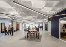 Minimal-and-uncomplicated-aesthetics-of-the-Patreon-Office-by-Gensler-217x155