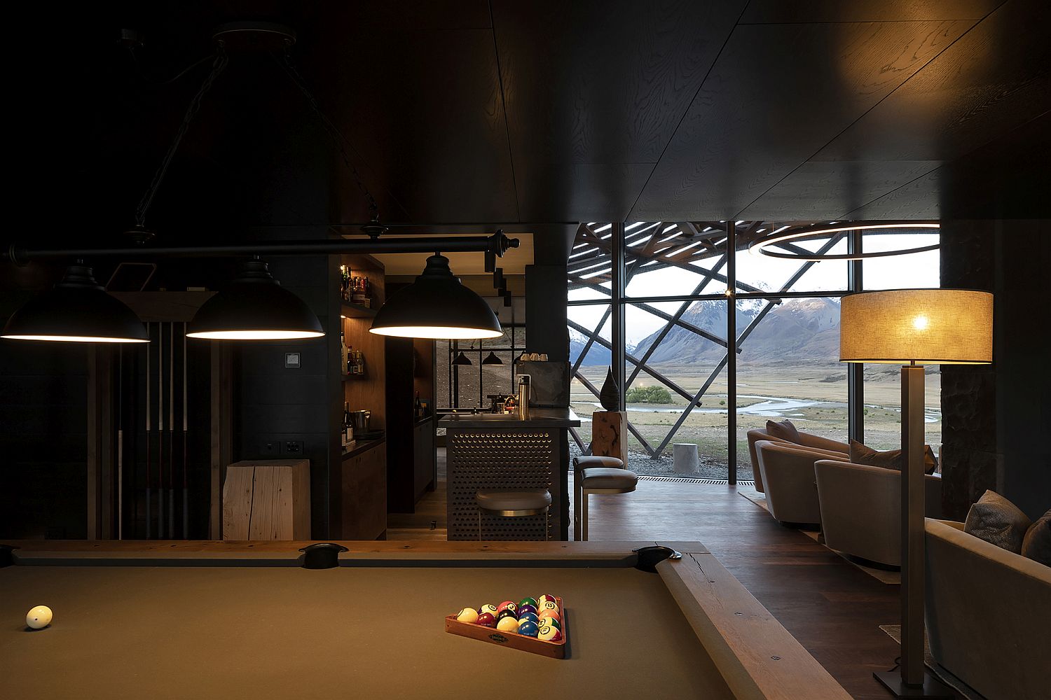 Pool-table-bar-and-living-area-of-the-lodge