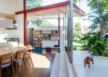 Smart-use-of-sliding-glass-doors-connects-the-living-area-with-the-deck-217x155