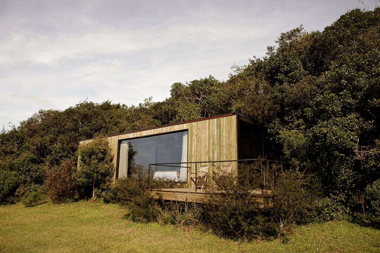 Bosque Refuge in Brazil surrounded by greenery