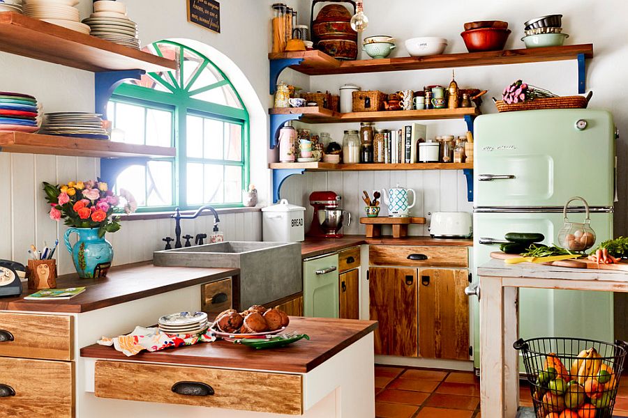 Brilliant-use-of-open-wooden-shelves-in-the-kitchen-throughout