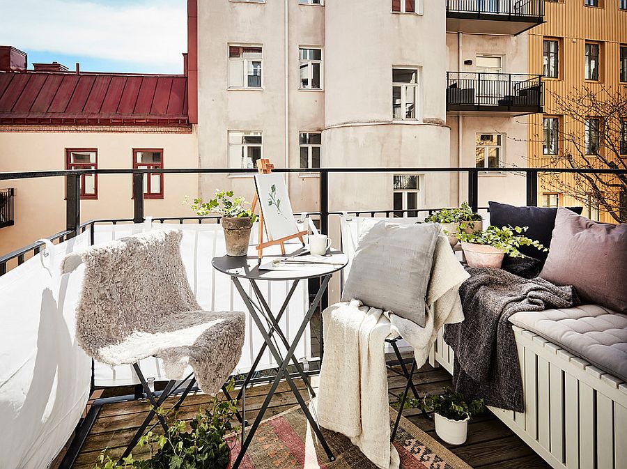Creative-and-clever-use-of-white-fabric-in-the-small-balcony