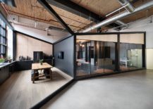 Office-of-creative-visual-effects-studio-in-Toronto-that-feels-fresh-and-innovative-217x155
