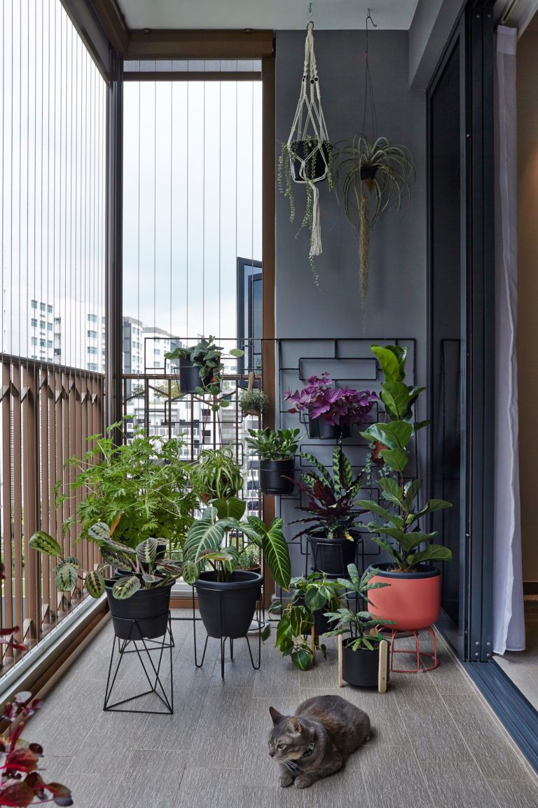 Small Balcony Decorating Ideas with an Urban Touch: 25 Ideas, Photos ...