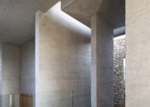 Smart-concrete-interior-of-the-house-217x155
