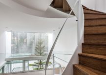 Awesome-contemporary-wooden-staircase-is-the-central-focal-point-of-the-house-217x155