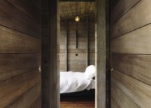 Corridors-leading-to-the-bedroom-of-the-woodsy-cabin-217x155