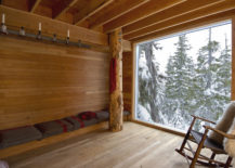 Douglas-fir-columns-rough-sawn-fir-lumber-and-planed-fir-interior-finishes-of-the-cabin-1-217x155