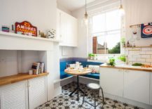 Ultra-tiny-banquette-in-the-corner-used-as-breakfast-zone-for-couple-217x155