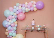 Baby-shower-balloon-garland-217x155