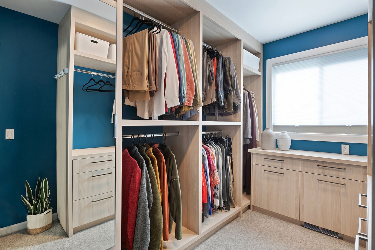 Gender-neutral-closet-with-a-simple-design-in-wood