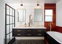 Gorgeous-bathroom-of-modern-Californian-home-embraces-the-black-and-brass-look-217x155