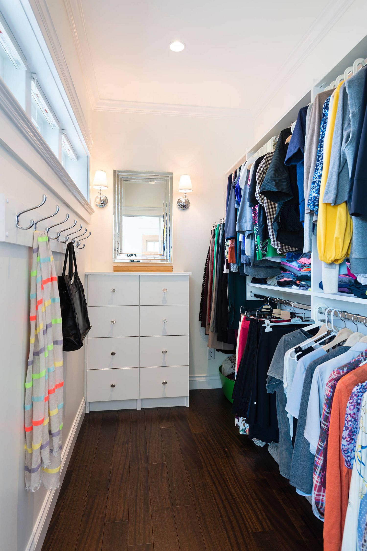 Lighting-makes-a-big-difference-in-the-tiny-bedroom-closet