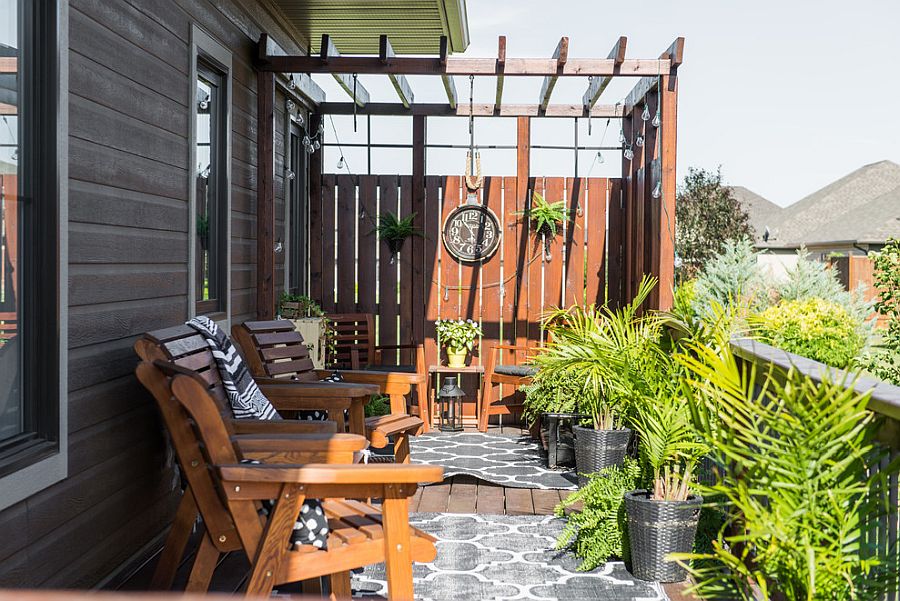 Rustic balcony of the mdoern home with plenty of greenery