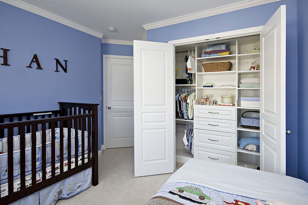 Turning-the-small-closet-into-smart-and-organized-space-in-the-nursery