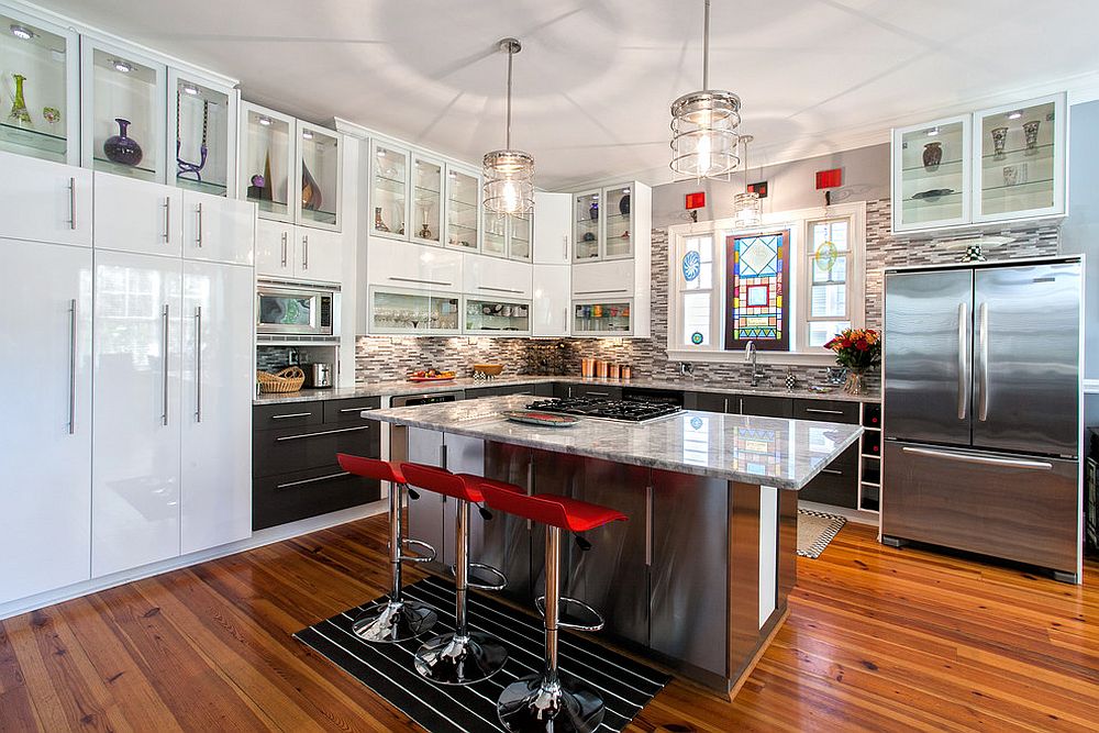 Adjustable height bar stools for the transitional kitchen offer both comfort and color