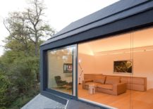 Floor-to-ceiling-sliding-glass-doors-of-the-Studio-House-217x155