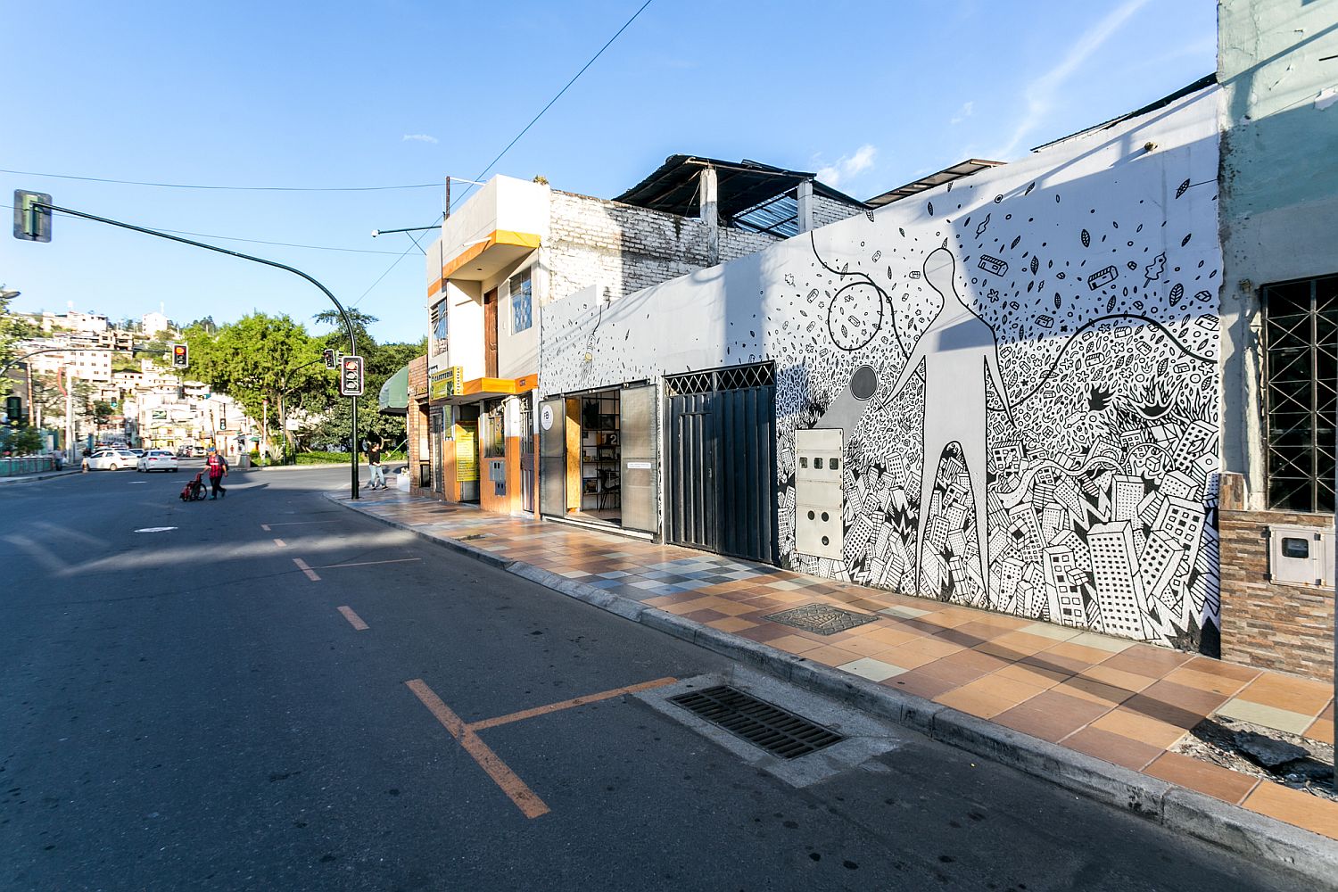 Gorgeous and space-savvy FB + Estudio Office street facade