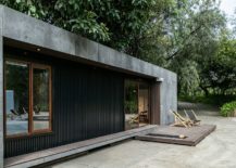 Gray-and-black-exterior-of-the-prefab-is-easy-to-maintain-217x155