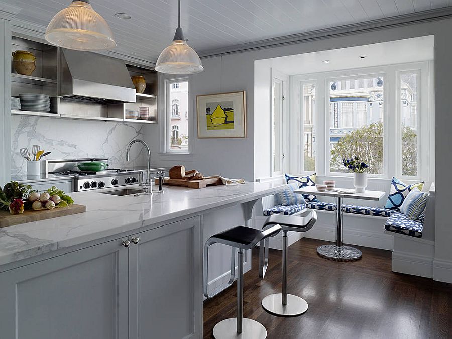 Marble kitchen backsplash feels both energetic and elegant in the smart kitchen