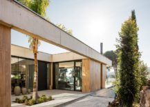 Smart-design-of-the-Spanish-house-with-glass-walls-blurs-traditional-indoor-outdoor-boundaries-217x155