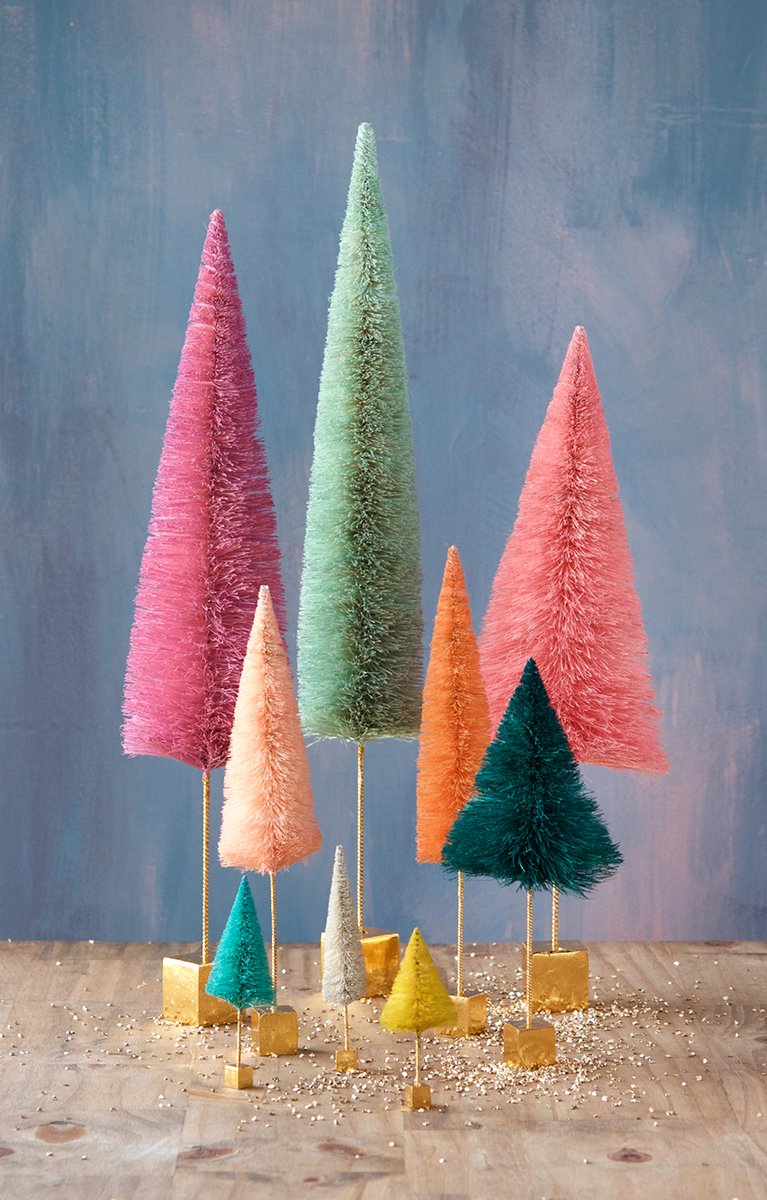 5 Sizes, Sliver NIU MANG 15 Pcs Mini Christmas Tree Bottle Brush Christmas Trees with Glitter Powder Artificial Sisal Tabletop Sisal with Wood Base for Christmas Party Home Decoration