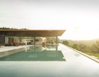 Bela Vista House: Luxurious Brazilian Home Overlooks Sunning Landscape