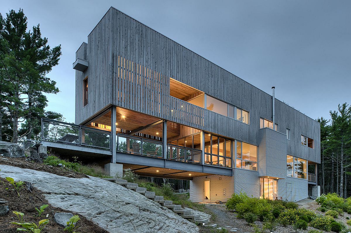 Bridge-House-designed-by-Mackay-Lyons-Sweetapple-Architects-in-Canada
