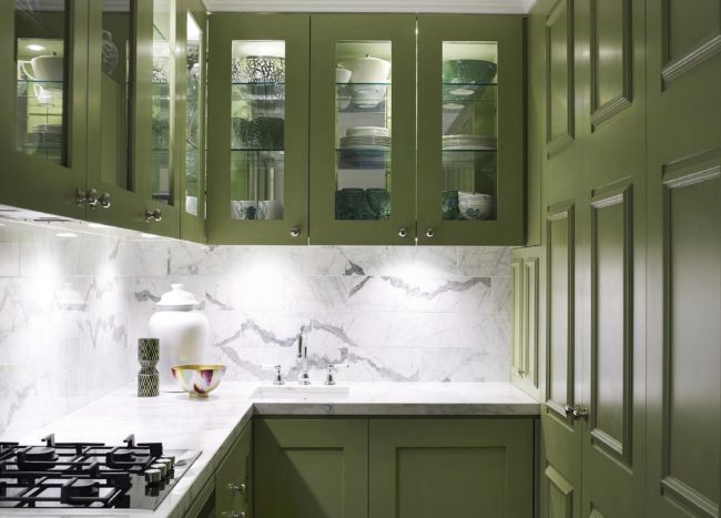 Dark Green Kitchens: 20 Gorgeous Ideas for those who Love an Overload