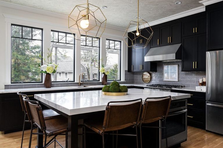 Beautiful Black Kitchens: 20 Exquisite Ideas and Inspirations Cutting ...