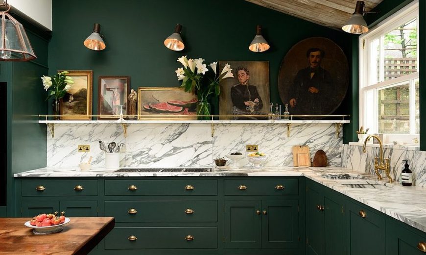 Dark Green Kitchens 20 Gorgeous Ideas, What Color Backsplash Goes With Dark Green Countertops
