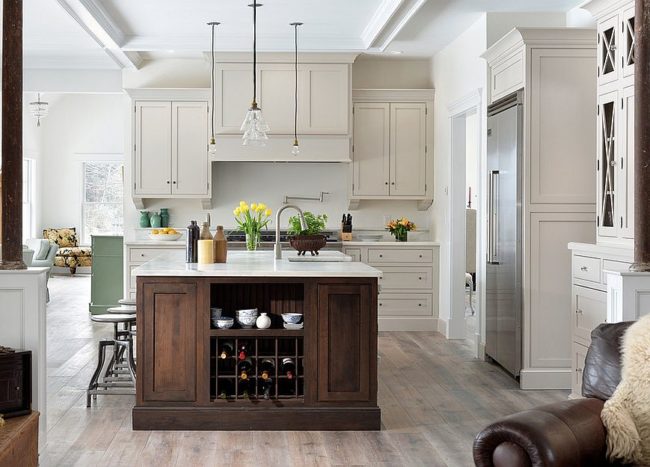 Trendy Kitchen Makeovers: 20 Wood Islands that Blend Warmth with ...