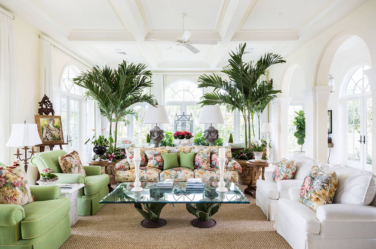 Prints-and-pops-of-color-bring-brightness-to-the-white-tropical-style-living-room