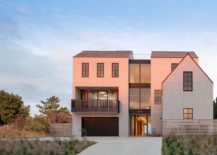 Street-facade-of-East-Lake-Beach-House-offers-complete-privacy-while-welcoming-everyone-gleefully-217x155