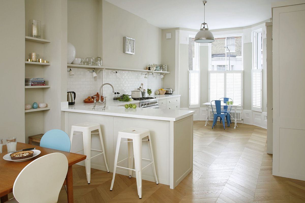 Beautiful wooden floor also brings with it chevron pattern